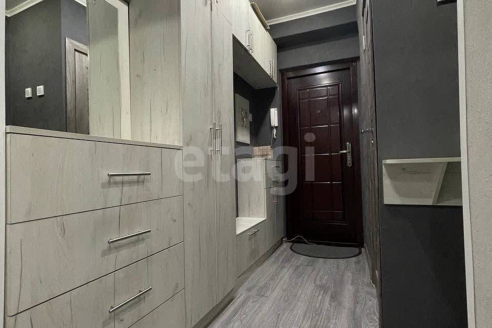 Продаётся 1-комнатная квартира, 30.4 м²