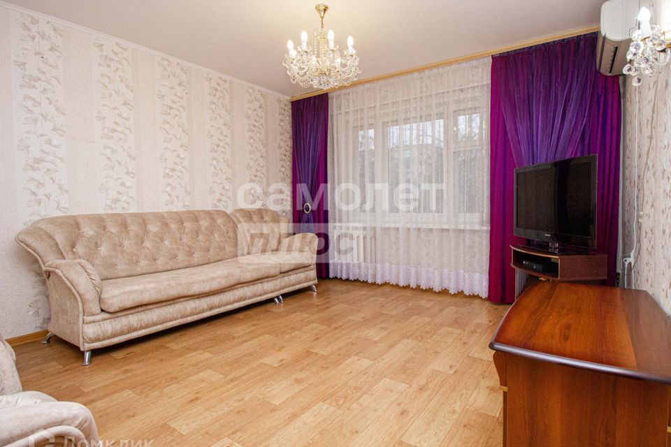 Продаётся 3-комнатная квартира, 65 м²