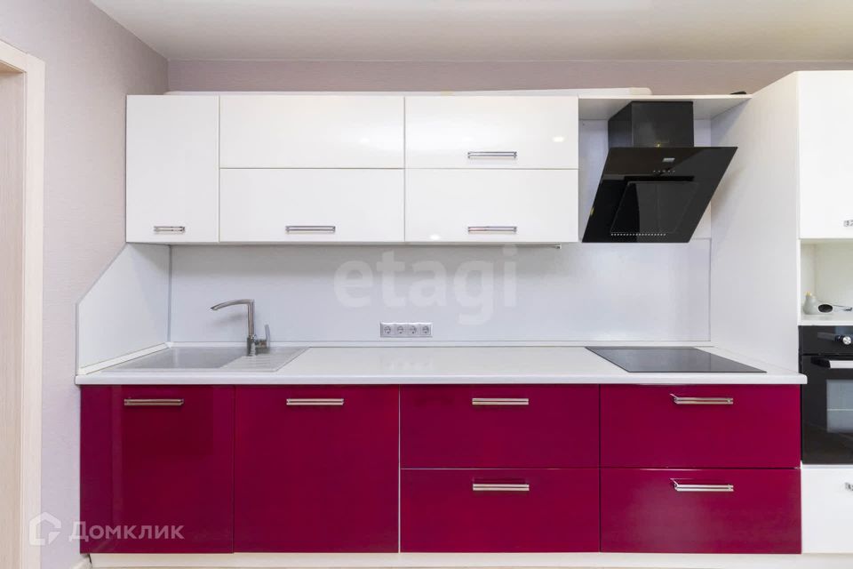 Продаётся 2-комнатная квартира, 55 м²