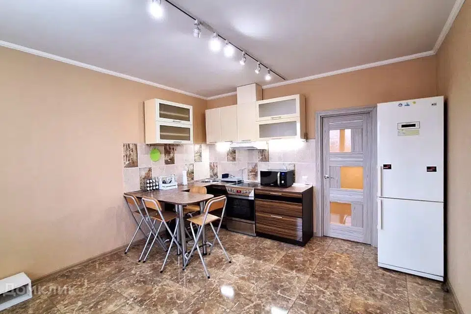 Продаётся 2-комнатная квартира, 37.3 м²