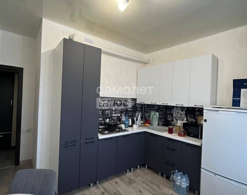 Продаётся 1-комнатная квартира, 41 м²