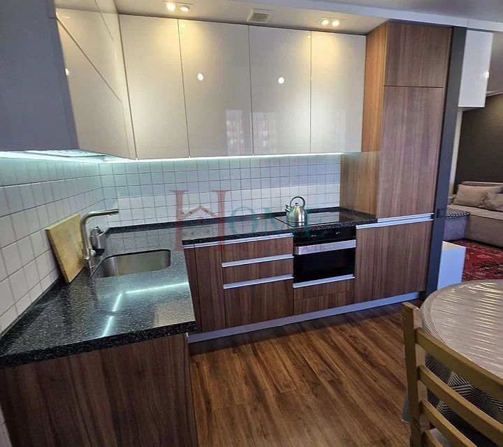 Сдаётся 2-комнатная квартира, 56.2 м²