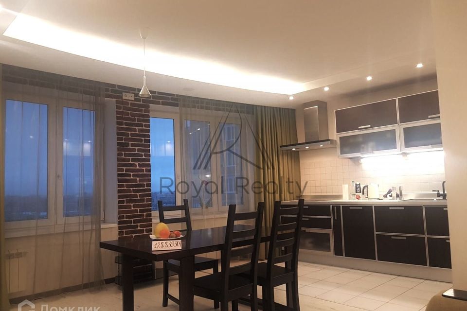 Сдаётся 1-комнатная квартира, 60 м²