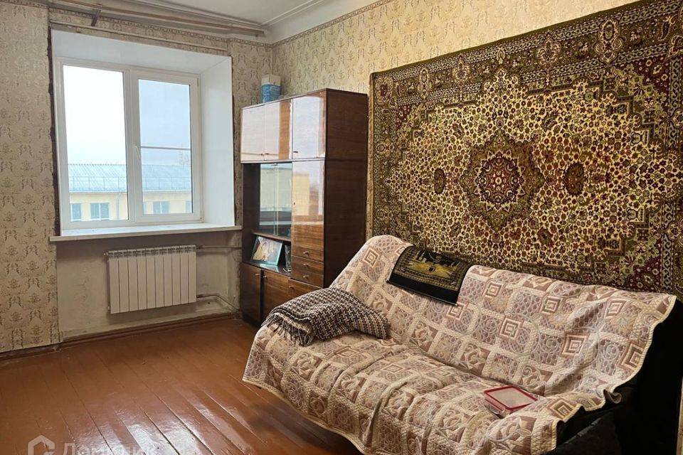 Продаётся 2-комнатная квартира, 55.6 м²