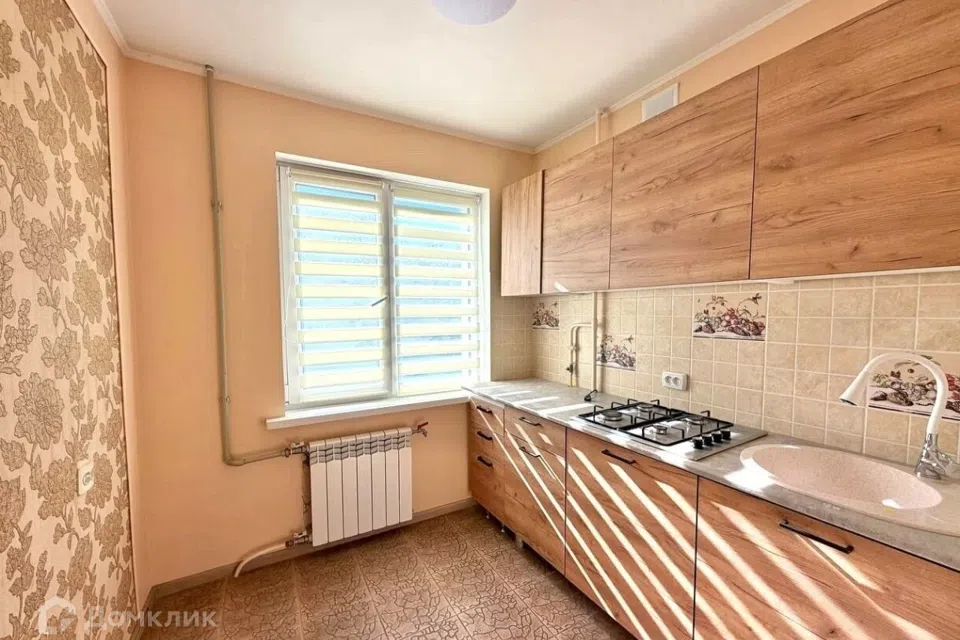 Продаётся 1-комнатная квартира, 32 м²