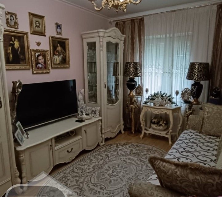 Продаётся 3-комнатная квартира, 53.5 м²