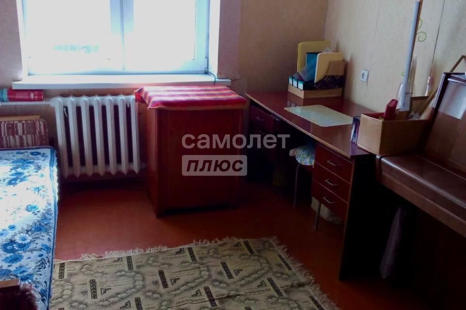 Продаётся 3-комнатная квартира, 63.5 м²
