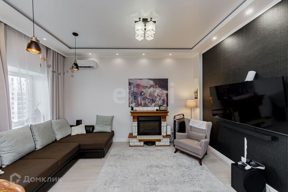 Продаётся 1-комнатная квартира, 54 м²