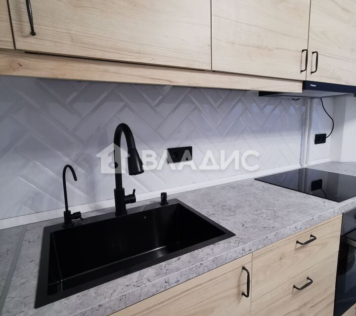 Продаётся 2-комнатная квартира, 60.2 м²