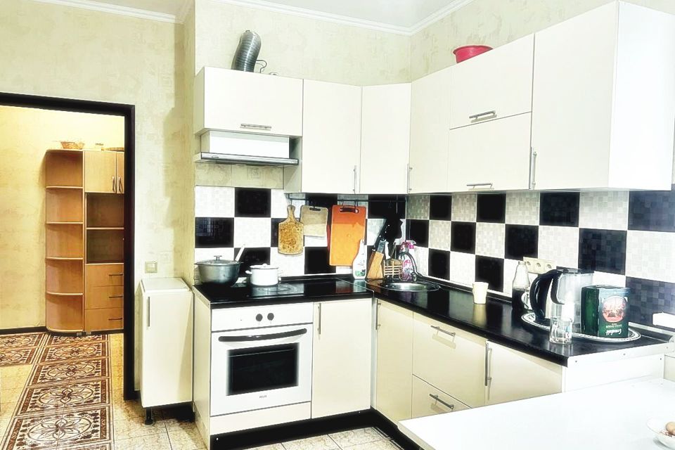 Продаётся 1-комнатная квартира, 43.7 м²