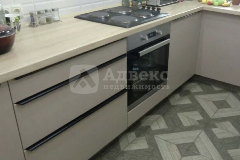 Продаётся 2-комнатная квартира, 55.8 м²