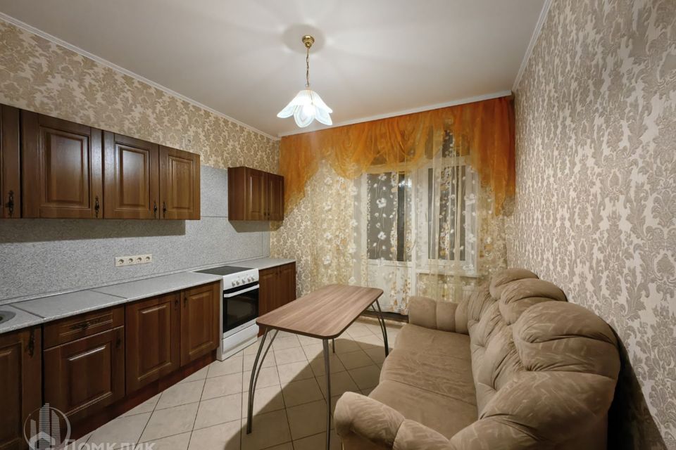 Сдаётся 1-комнатная квартира, 49.5 м²