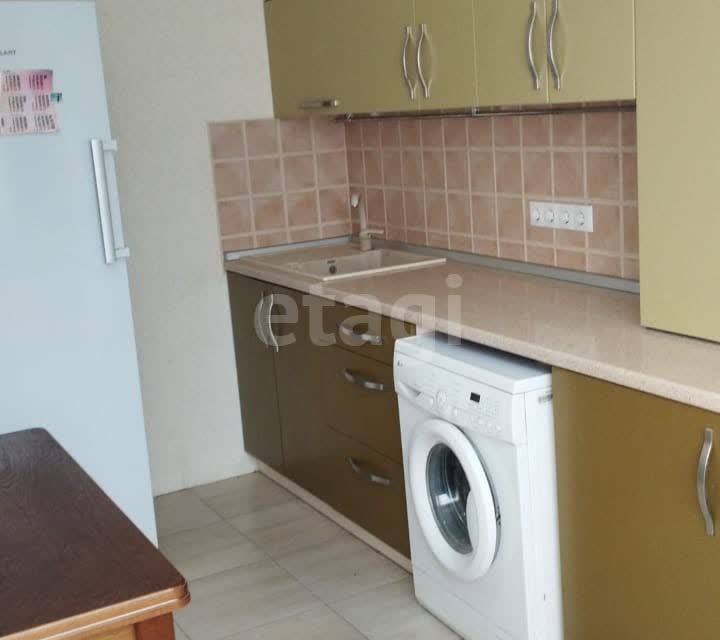 Продаётся 2-комнатная квартира, 56.4 м²