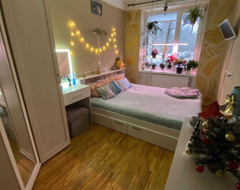 Продаётся 3-комнатная квартира, 58.3 м²