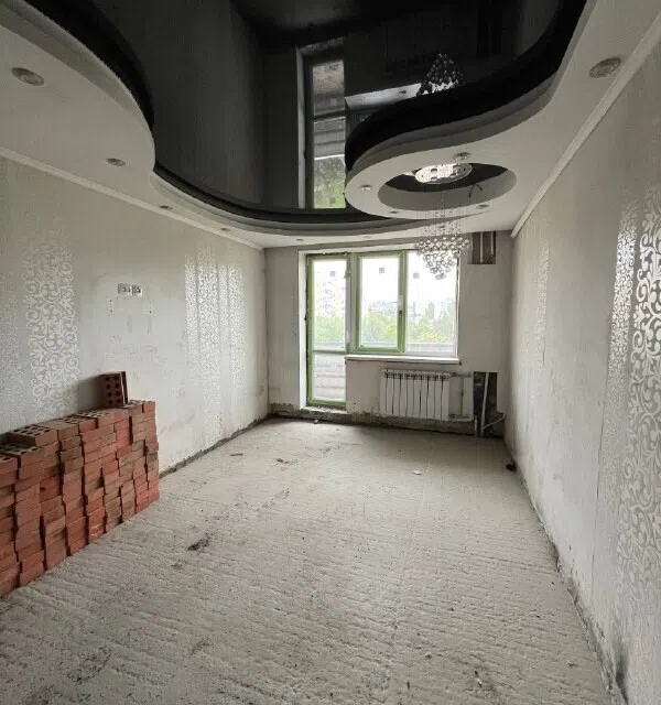 Продаётся 3-комнатная квартира, 62.8 м²