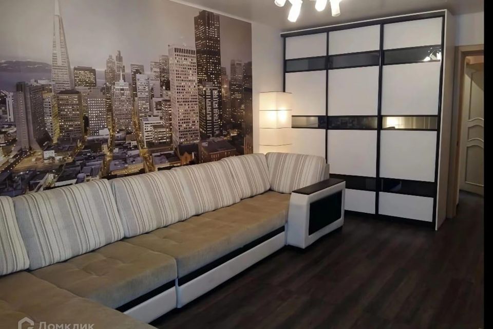 Продаётся 1-комнатная квартира, 43 м²