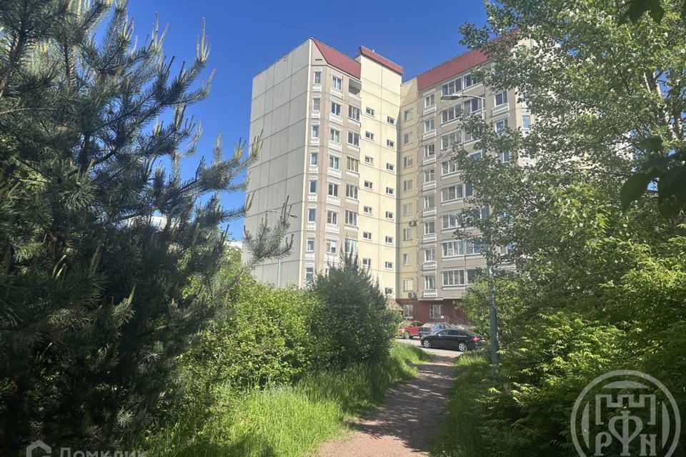 Продаётся 1-комнатная квартира, 47.2 м²