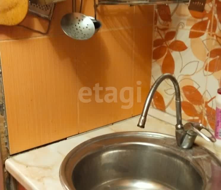 Продаётся комната в 7-комн. квартире, 11.3 м²