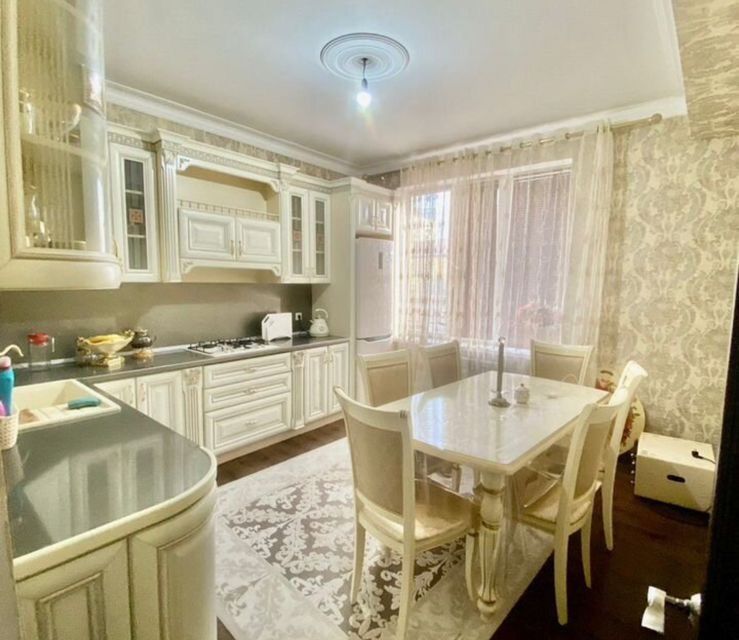 Продаётся 3-комнатная квартира, 76 м²