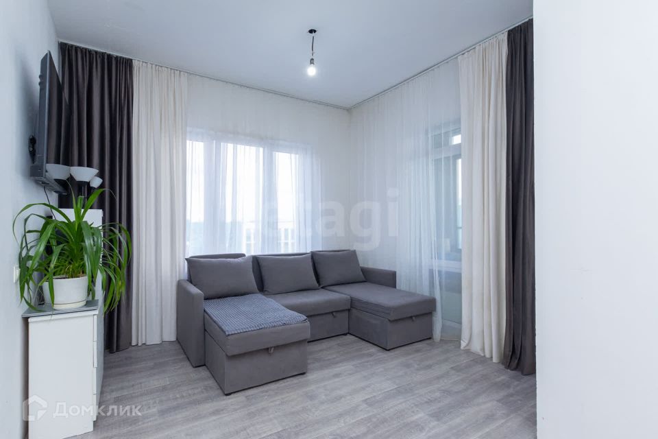 Продаётся 1-комнатная квартира, 43 м²