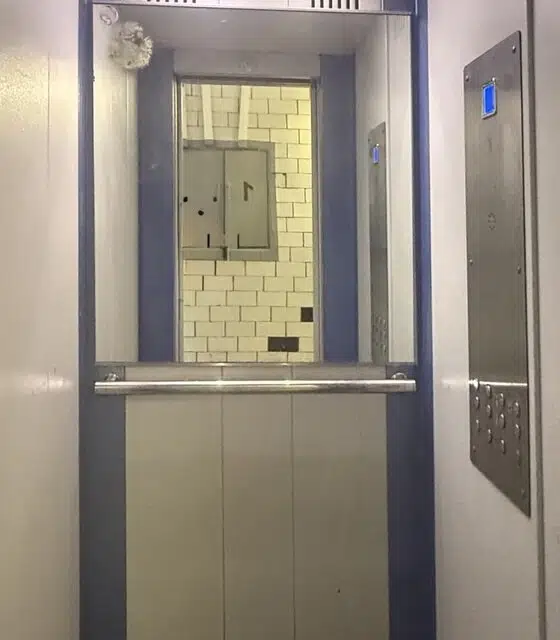 Продаётся 2-комнатная квартира, 56.1 м²