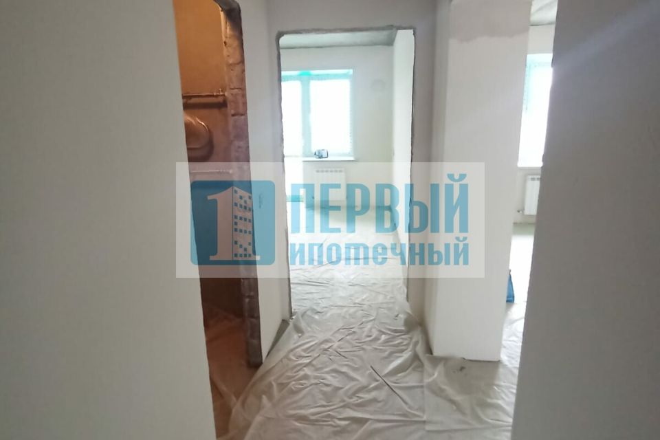 Продаётся 1-комнатная квартира, 43 м²