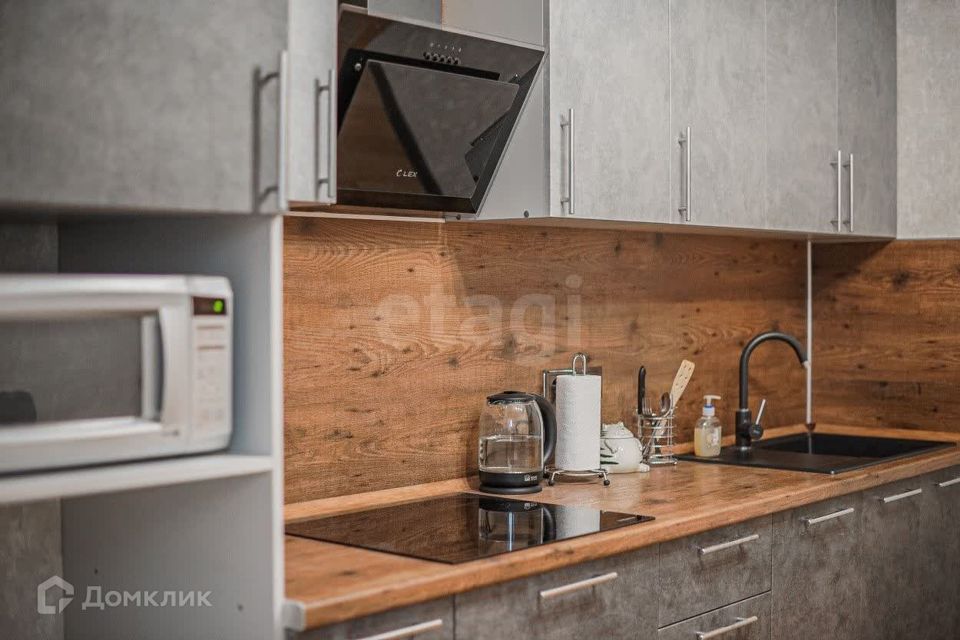 Сдаётся 2-комнатная квартира, 58 м²