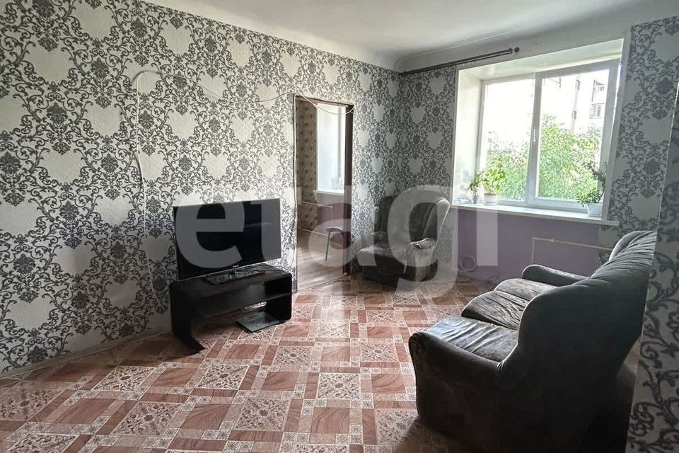 Продаётся 3-комнатная квартира, 52.9 м²