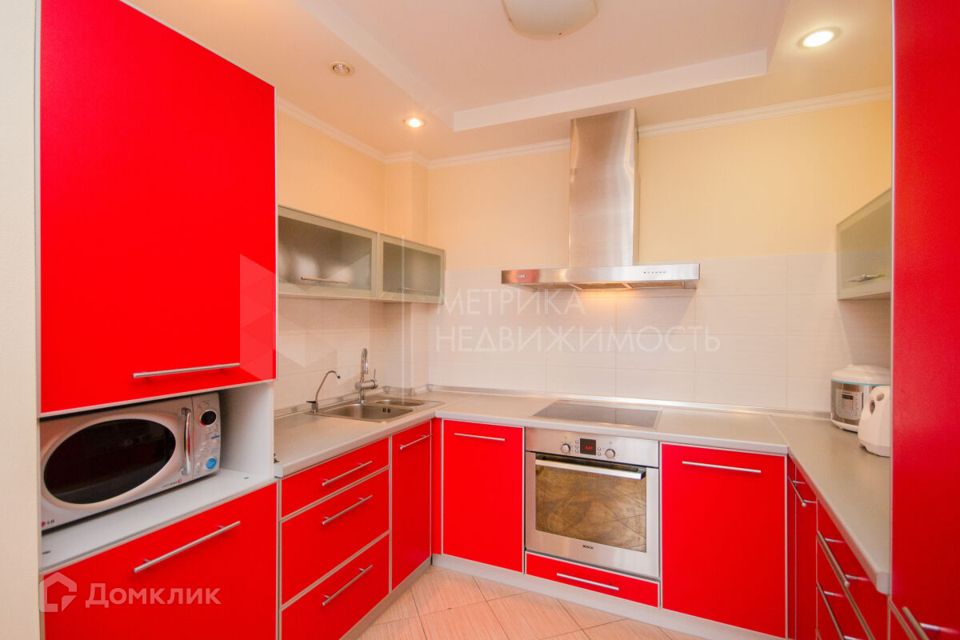 Продаётся 3-комнатная квартира, 103 м²