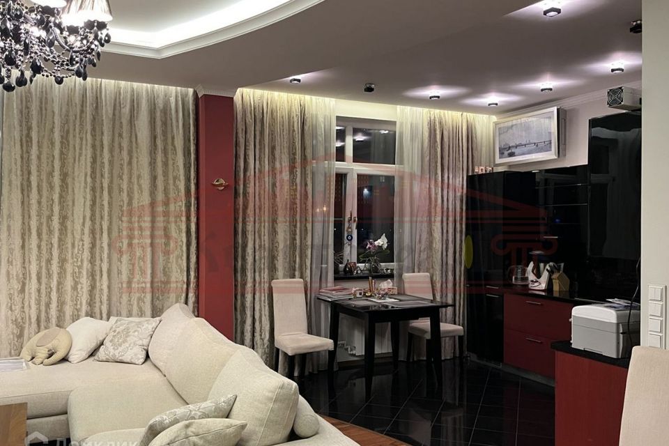 Сдаётся 2-комнатная квартира, 85 м²