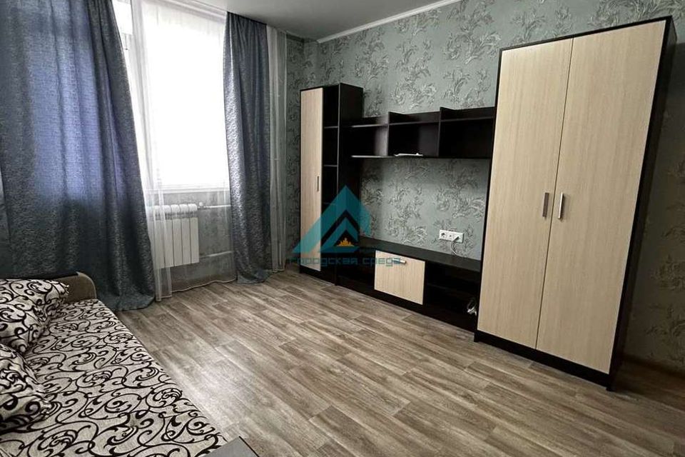 Продаётся 1-комнатная квартира, 41.1 м²