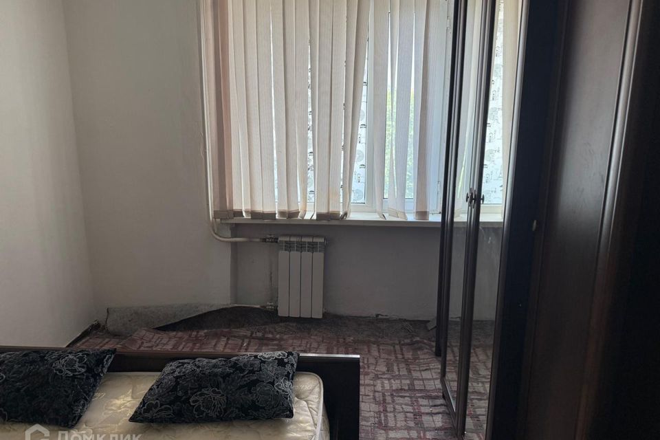 Сдаётся 4-комнатная квартира, 60 м²
