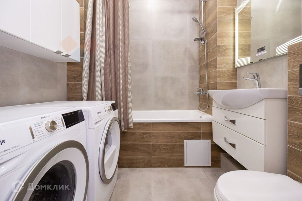 Продаётся 2-комнатная квартира, 65 м²