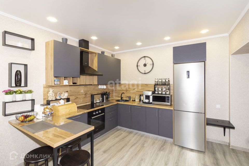 Продаётся 2-комнатная квартира, 56.2 м²