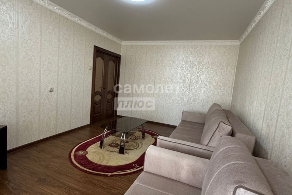 Сдаётся 2-комнатная квартира, 70 м²