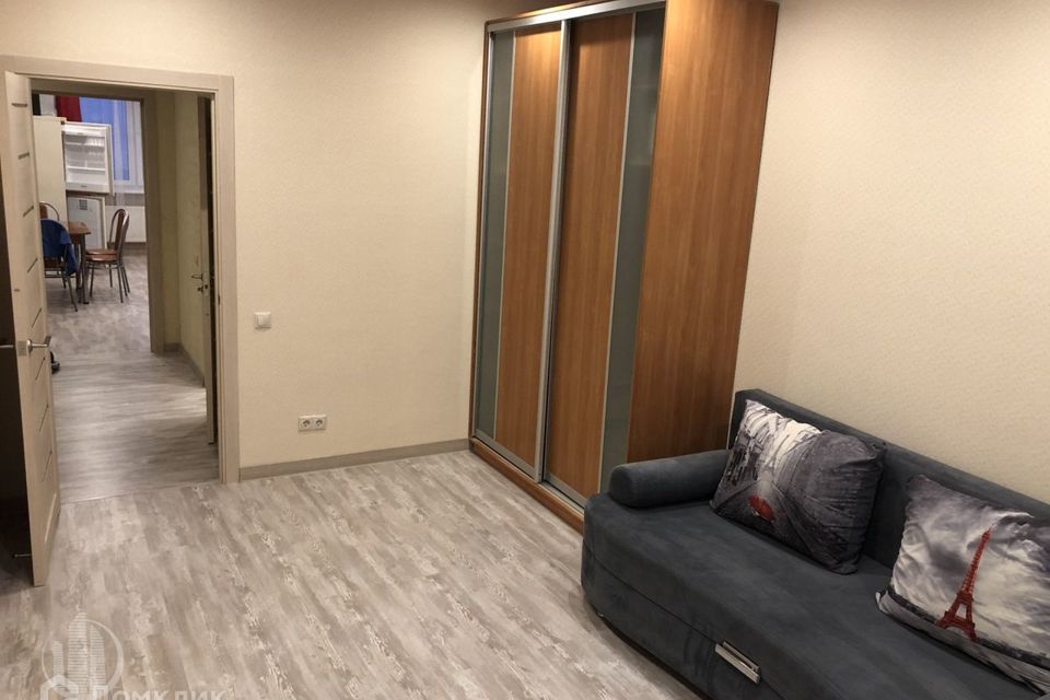 Сдаётся 2-комнатная квартира, 65 м²