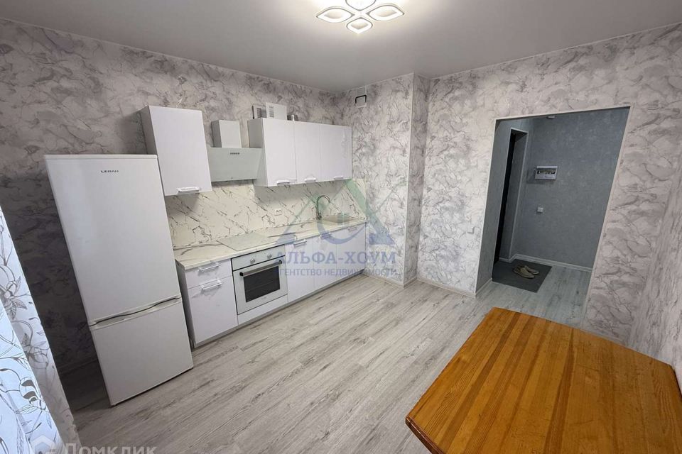 Сдаётся 2-комнатная квартира, 63 м²