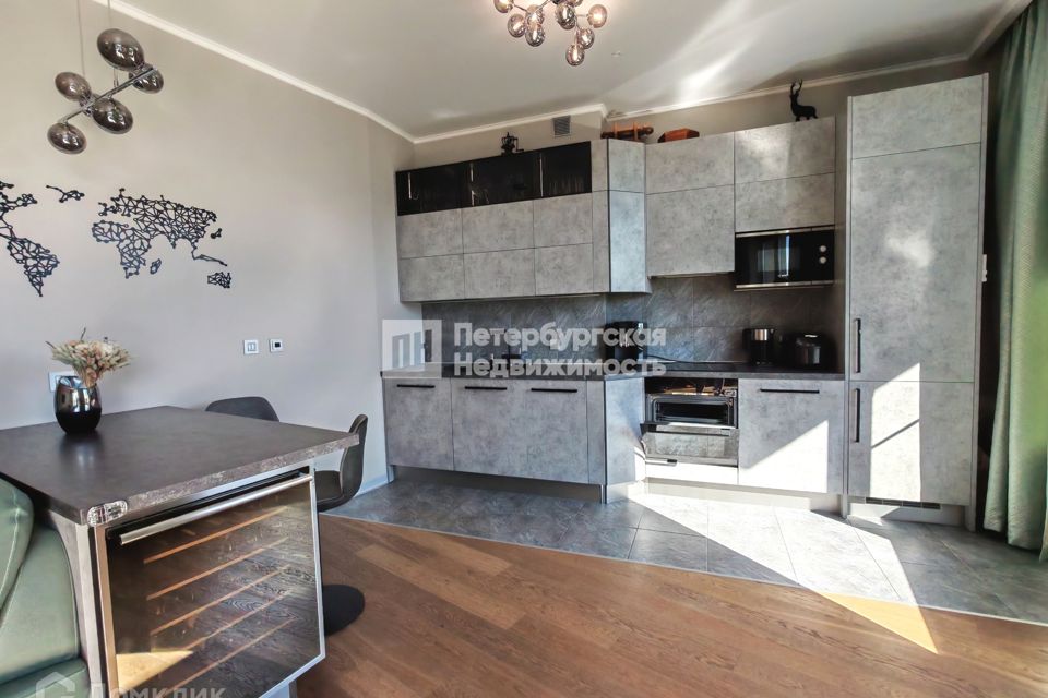 Продаётся 3-комнатная квартира, 99.6 м²