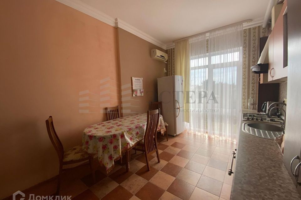 Продаётся 1-комнатная квартира, 41.2 м²