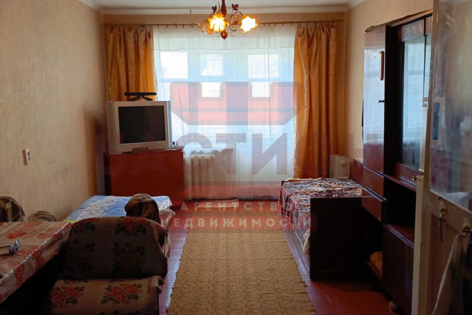 Продаётся комната в 1-комн. квартире, 18 м²