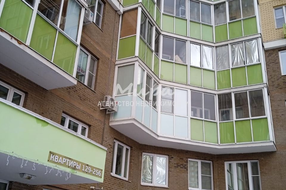 Продаётся 1-комнатная квартира, 37.1 м²