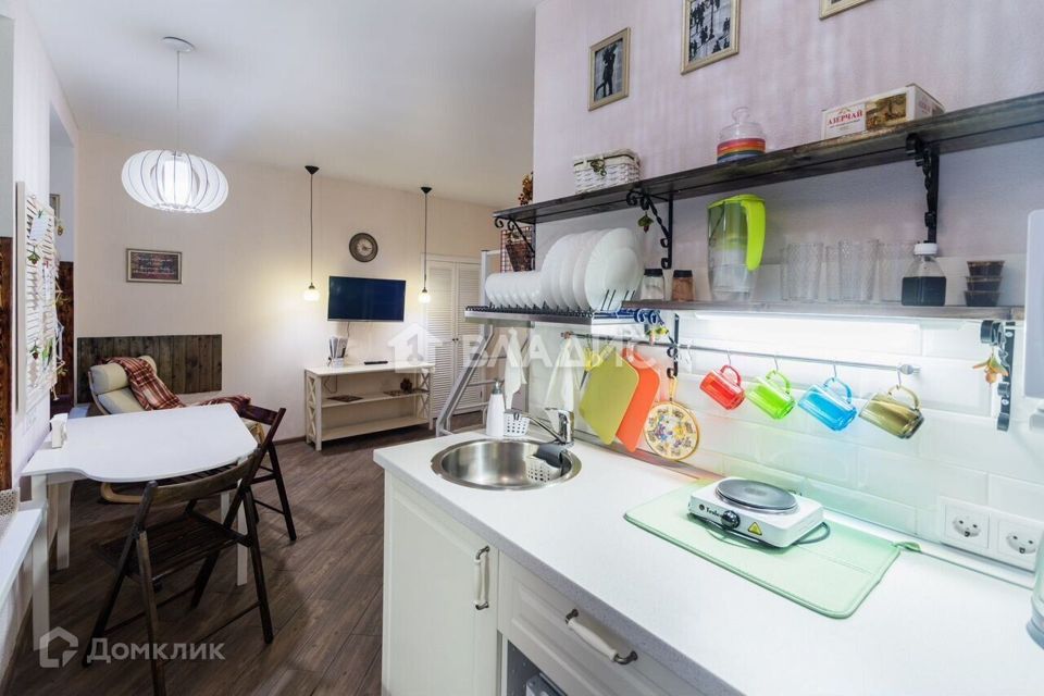 Продаётся 1-комнатная квартира, 42.6 м²
