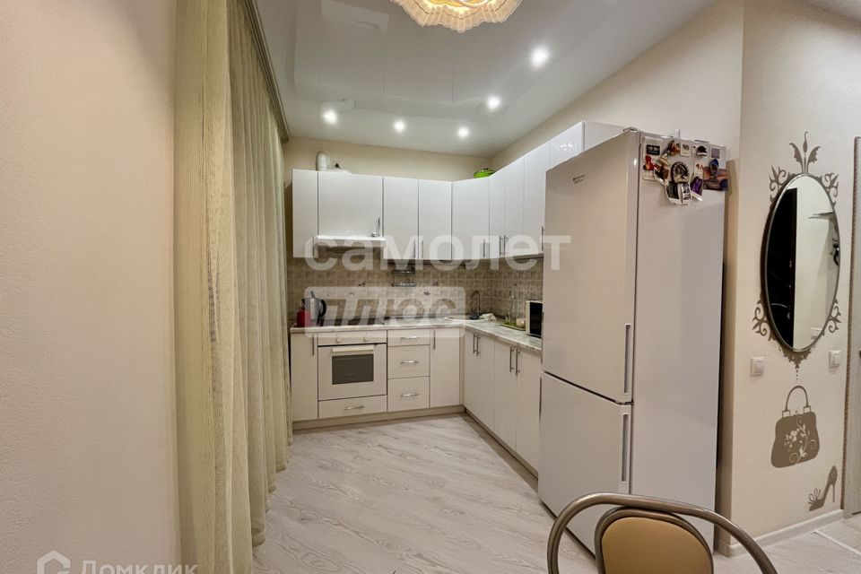 Продаётся 2-комнатная квартира, 63.5 м²