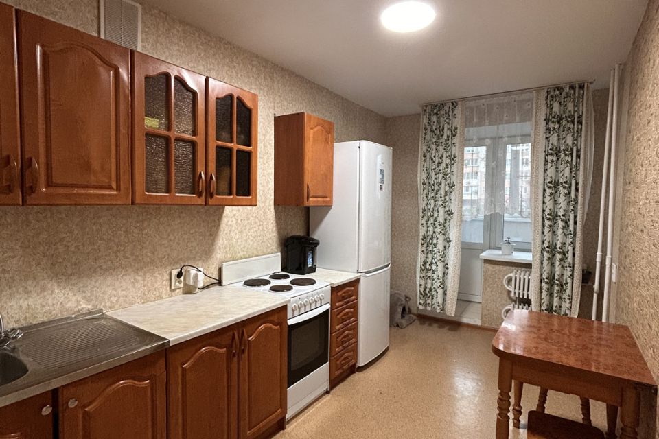 Продаётся 1-комнатная квартира, 41 м²