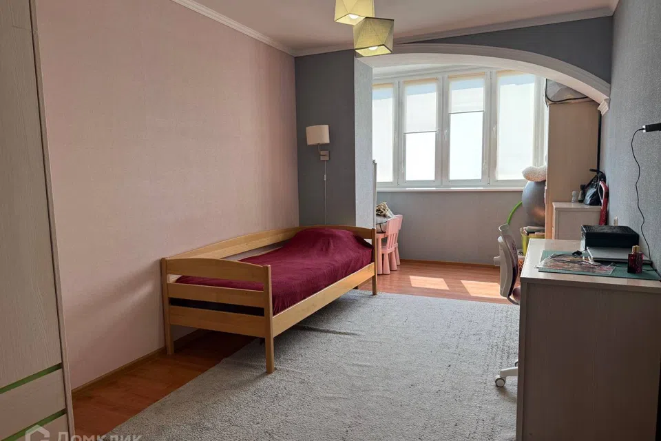 Продаётся 3-комнатная квартира, 114 м²