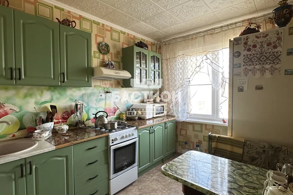 Продаётся 3-комнатная квартира, 62.4 м²