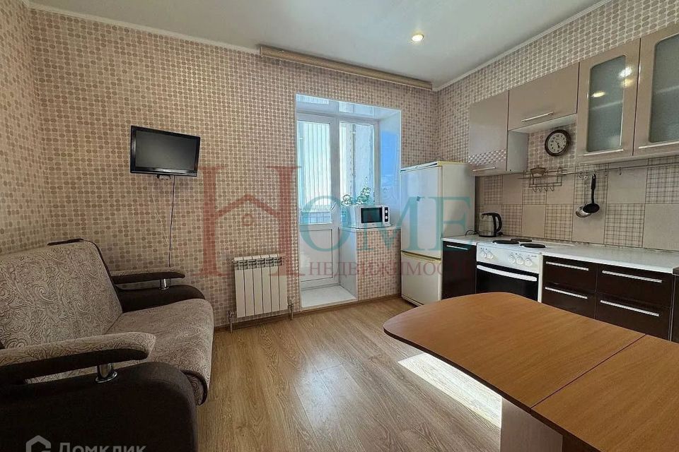 Сдаётся 1-комнатная квартира, 39 м²