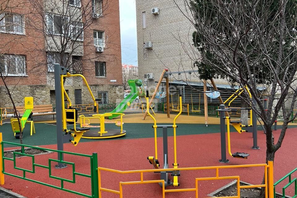 Продаётся 1-комнатная квартира, 37.2 м²
