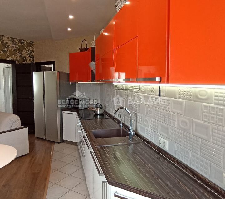 Продаётся 2-комнатная квартира, 57 м²