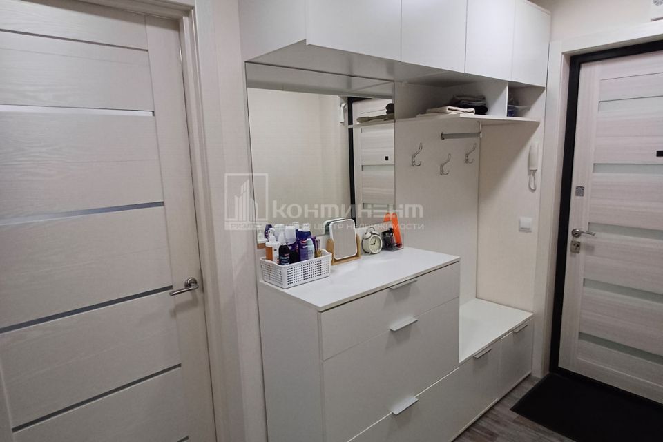 Продаётся 2-комнатная квартира, 61.7 м²
